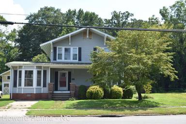 Main picture of 1013 W Church St