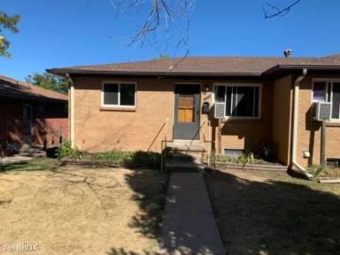 Main picture of 1365 W Berry Ave