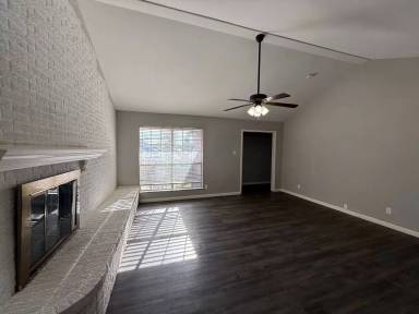 Main picture of 3126 Sunset Dr