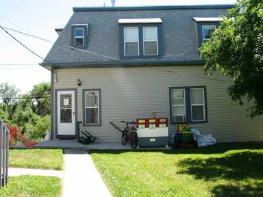Main picture of 403 S Main St