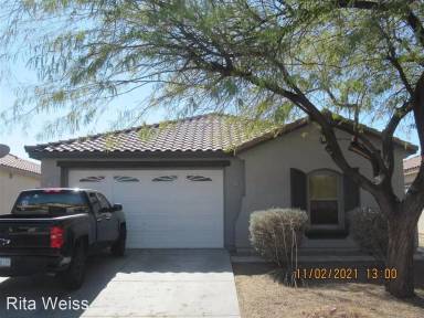 Main picture of 40219 W Mary Lou Dr