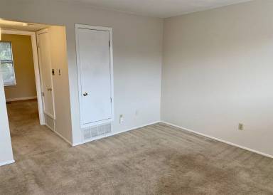 Main picture of 620 Chama St SE