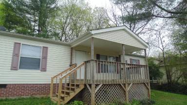 Main picture of 917 Moore St