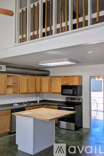 Main picture of 805 E Avenue C