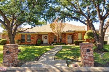 Main picture of 5504 Ledgestone Dr