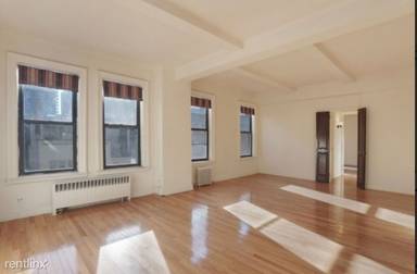 Main picture of 527 3rd Ave