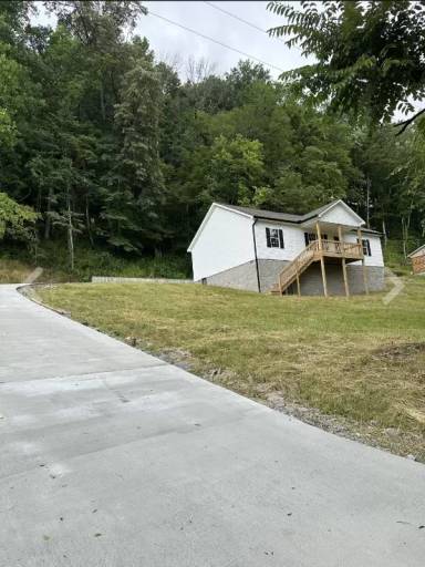 Main picture of 388 Turkey Creek Hwy