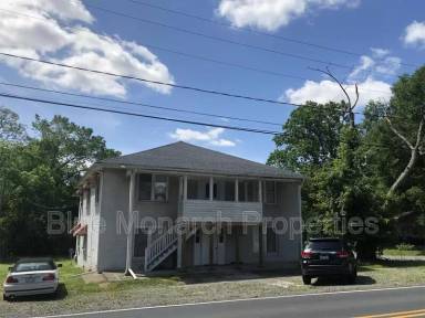 Main picture of 309 Rogers Lake Rd E