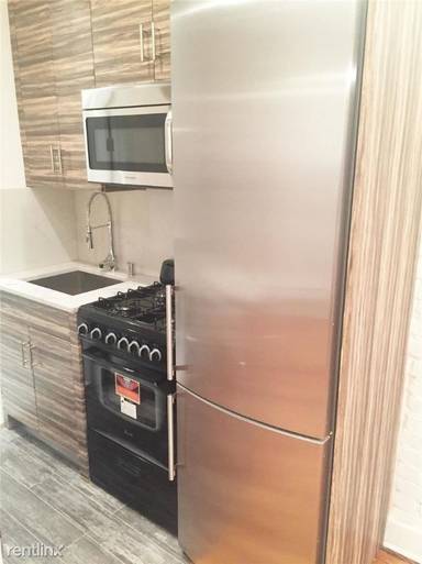Main picture of 412 West 22nd St