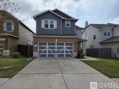Main picture of 905 Screech Owl Dr