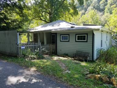Main picture of 855 Opekiska Rd