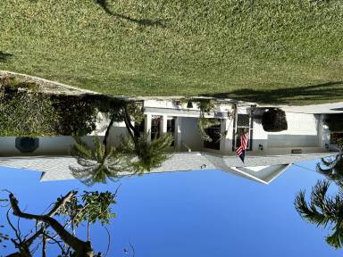 Main picture of 5036 SW 9th Pl