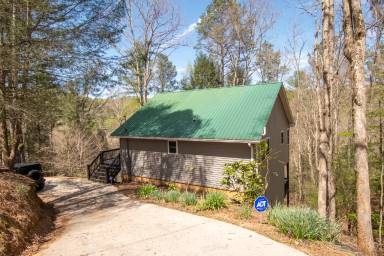 Main picture of 236 Matrix Cir