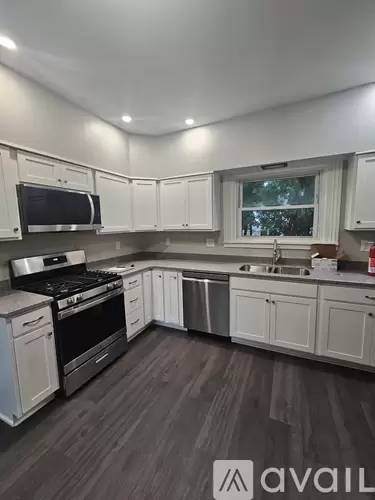 Main picture of 15 Prospect Ave