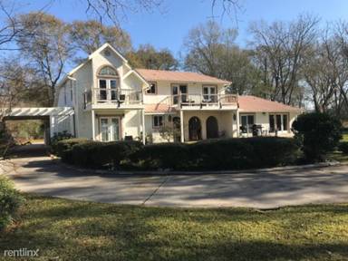 Main picture of 10561 Blue Bell Dr