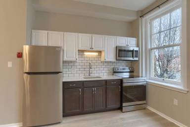 Main picture of 607-649 N 2nd St Apartments