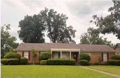 Main picture of 501 E Barton Ave
