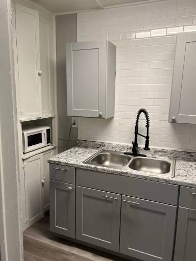 Main picture of 4207 N Beaver Ave