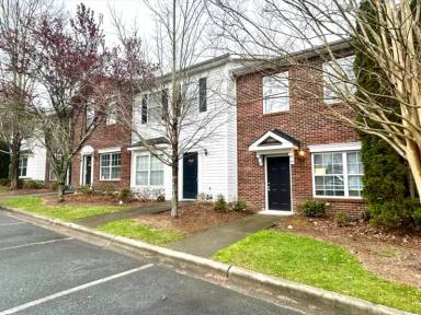 Main picture of 2132 Sardony Ln