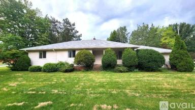 Main picture of 6645 Solon Blvd