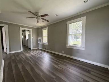 Main picture of 1907 McGee Rd