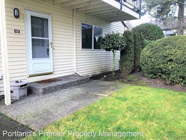 Main picture of 421 N Hayden Bay Dr