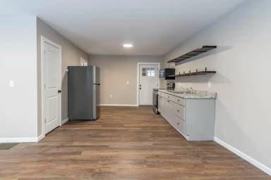 Main picture of 26226 Ridge Rd