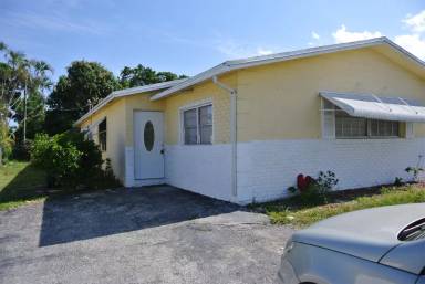 Main picture of 540 NW 53rd St