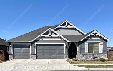 Main picture of 3681 SW Coyote Ln