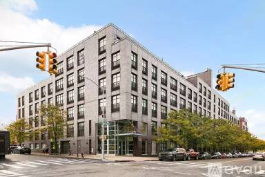 Main picture of 80 Metropolitan Condo