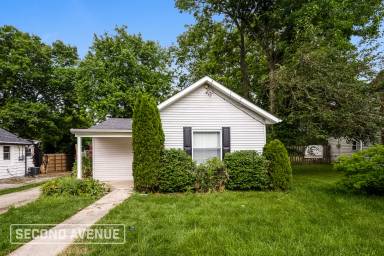 Main picture of 1169 Lincoln Ave