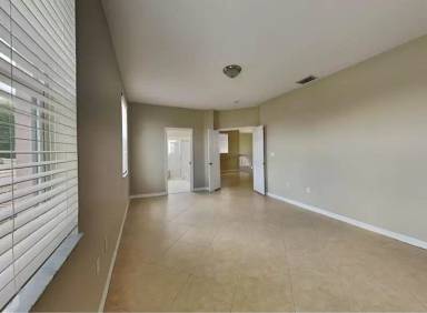 Main picture of 18028 SW 30th Ct
