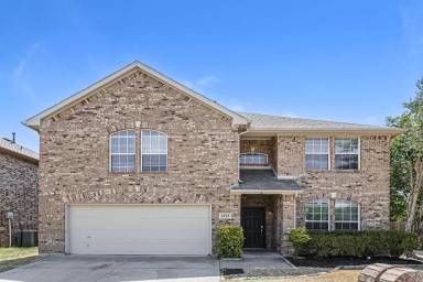 Main picture of 6910 Shore Breeze Ct