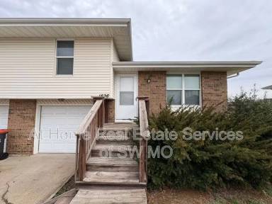 Main picture of Tower Circle Duplexes