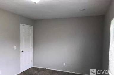 Main picture of 4104 SW 7th Ave