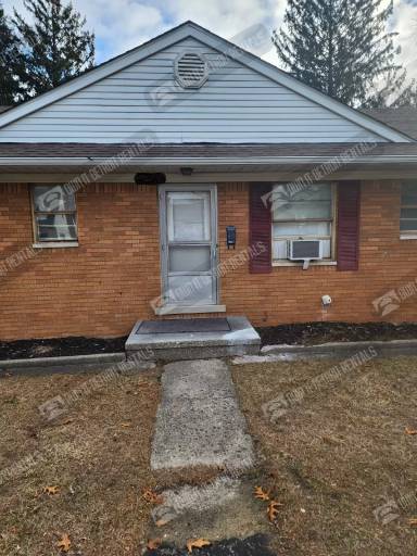 Main picture of 12071 Schultz St