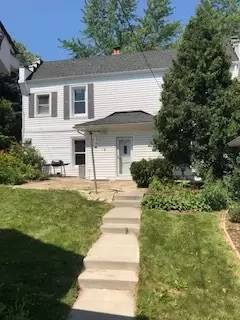 Main picture of 102 Cass St