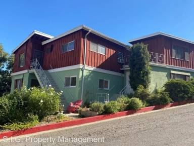 Main picture of 811 Reeves Pl