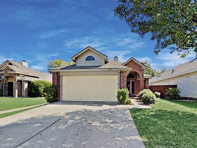 Main picture of 6740 Driffield Cir E