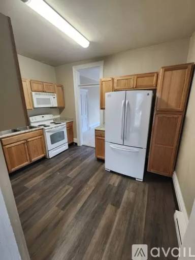 Main picture of 222 W High St