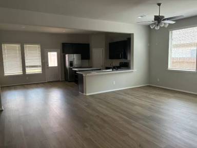 Main picture of 5822 Roebuck Bay Dr