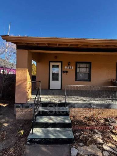 Main picture of 1728 Carteret Ave