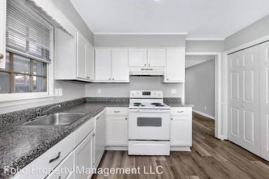 Main picture of 203 Prospect Dr SE