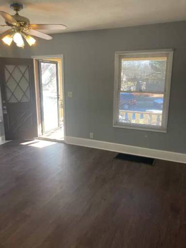 Main picture of 5880 Julian Ave