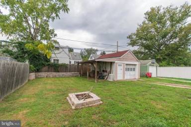 Main picture of 442 Hillcrest Ave
