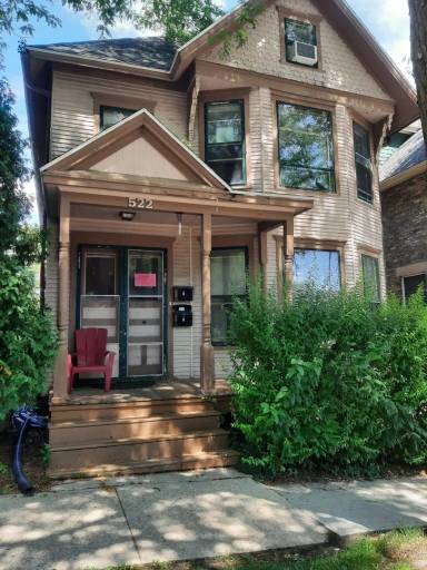 Main picture of 522 E Main St