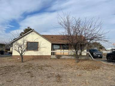 Main picture of 309 S Gibby Rd