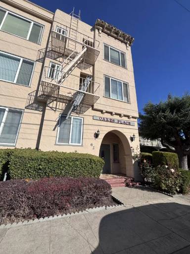 Main picture of 62 Oakes Blvd