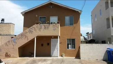 Main picture of 1565 Evergreen St