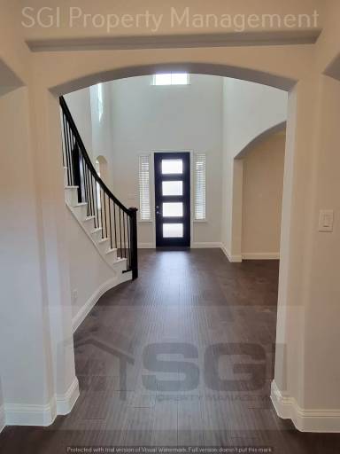 Main picture of 7026 Main St